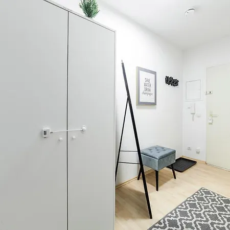 Appartement Dehome - Laguna - By Station *