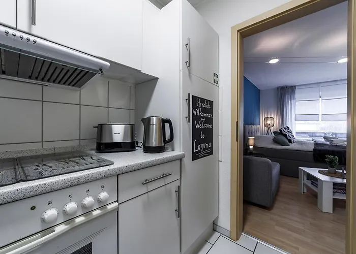 Dehome - Laguna - By Station Apartment *