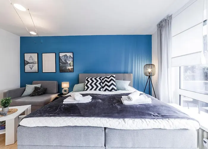 Apartment Dehome - Laguna - By Station